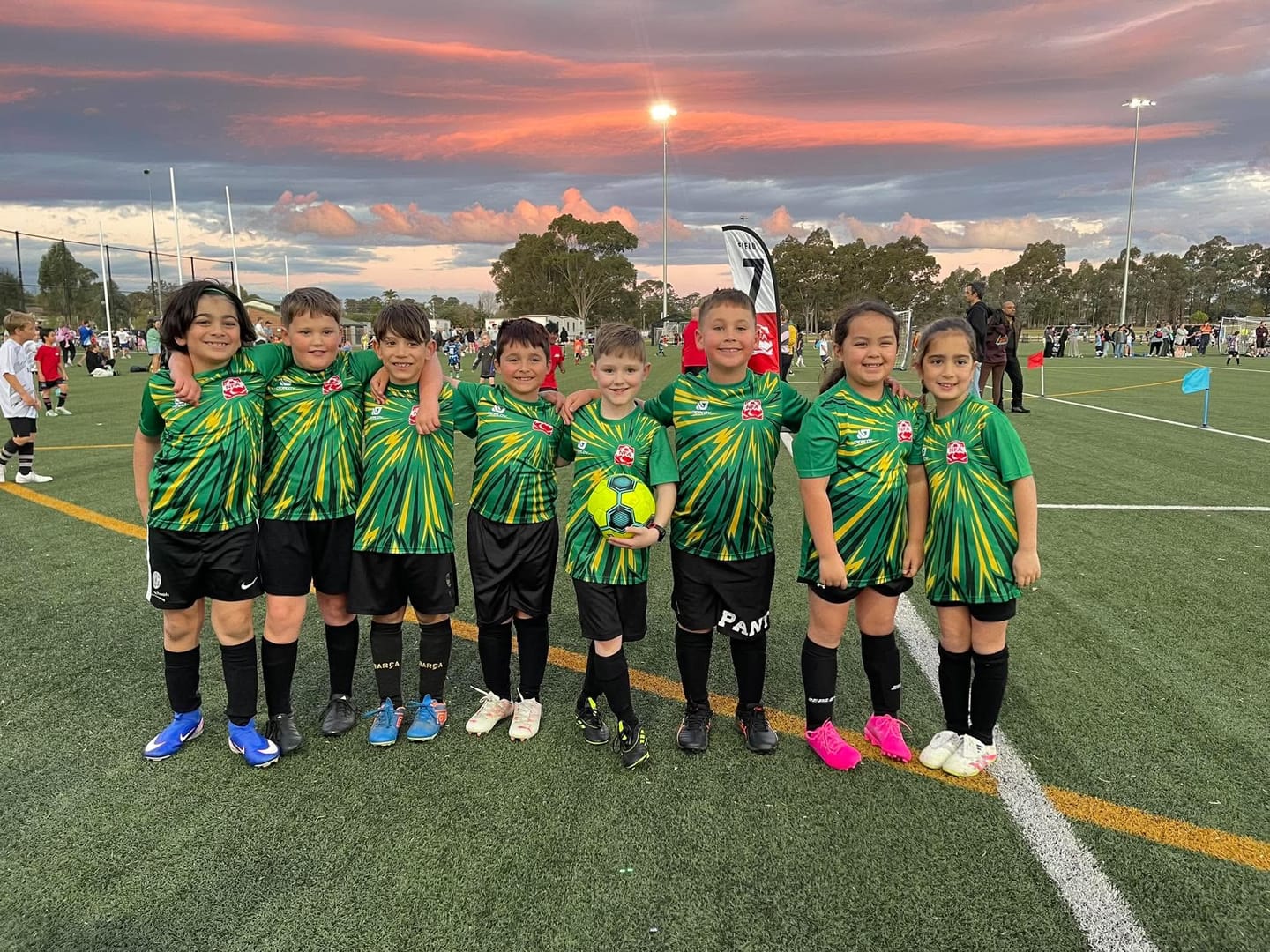 Customer photo review of NEPEAN FA SUMMER - BURST - GREEN