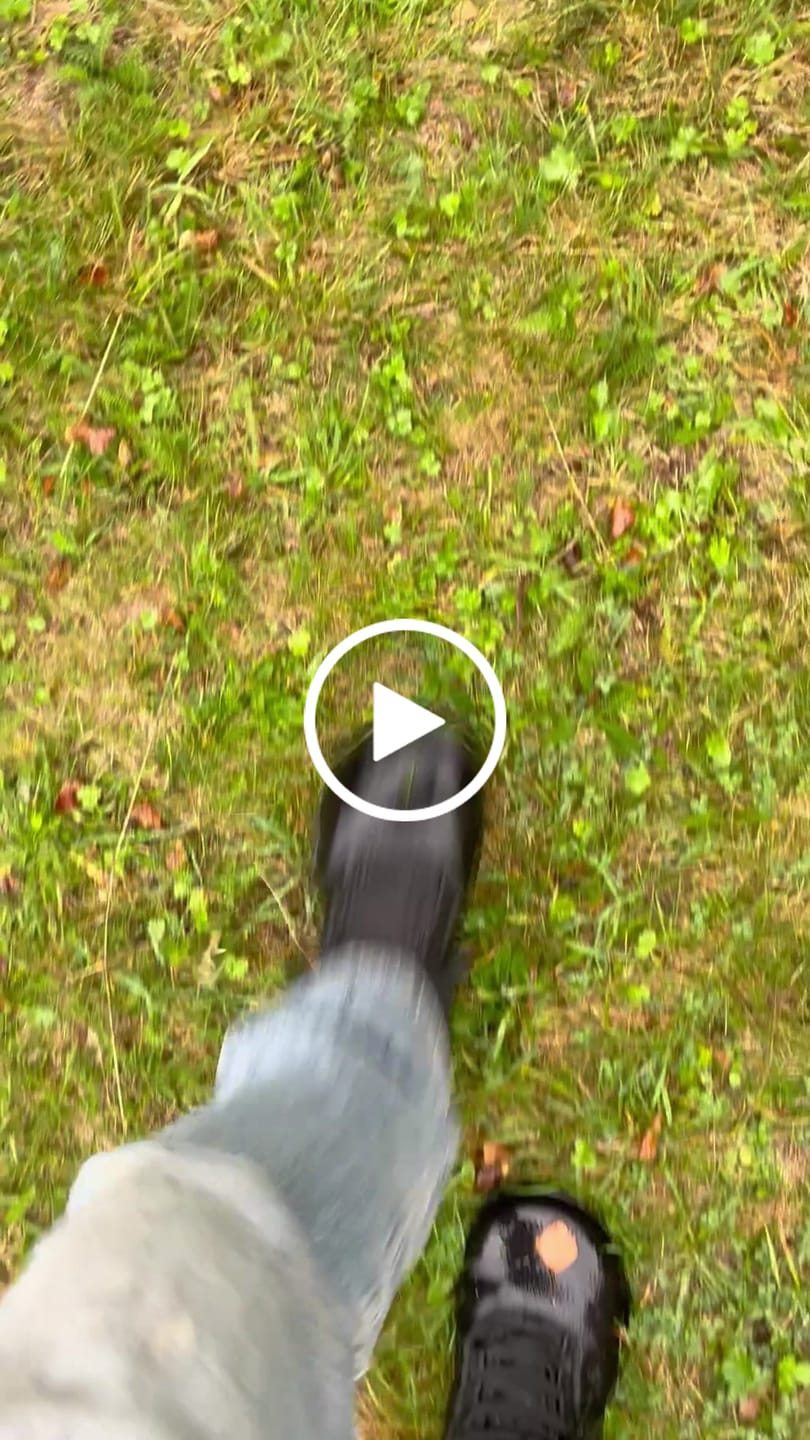 Customer video review of Vaistoa Uoma 2 | Barefoot Trekking Boots